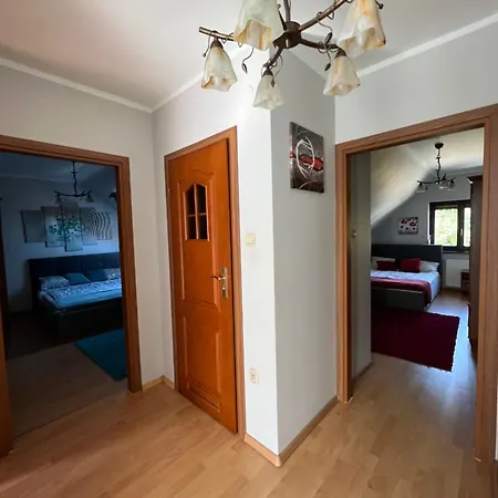 Dom Maja 10-12 Osob W Gorach, Nad Dunajcem, Szczawnica, Kluszkowce Holiday home Kroscienko nad Dunajcem